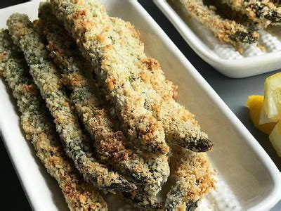 crispy-asparagus-with-roasted-garlic-aioli-blue-rhino image