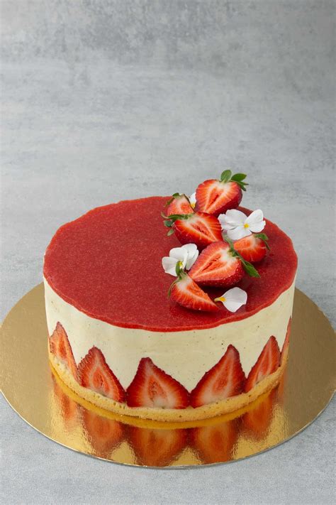 fraisier-cake-french-strawberry-cake-spatula-desserts image