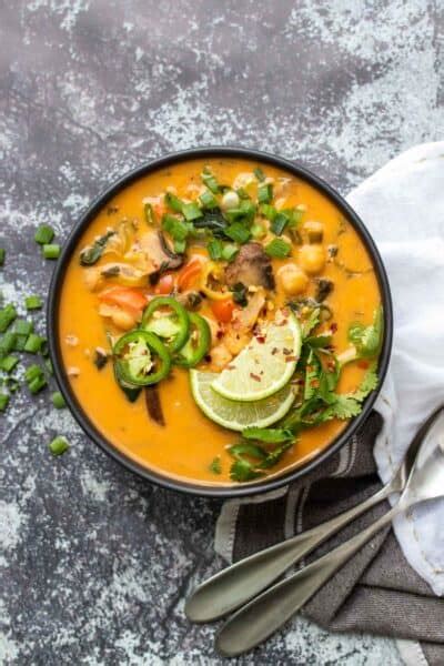 20-minute-thai-coconut-curry-soup-veggies-dont-bite image