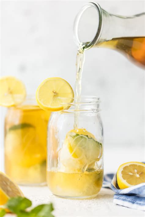 lemon-mint-simple-syrup-ice-cubes-for-sweet-tea image