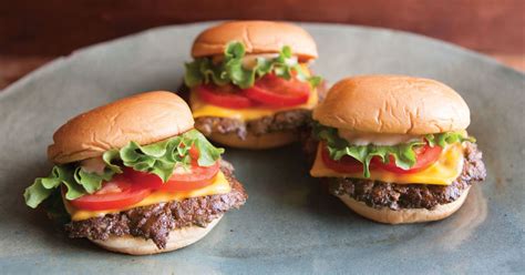 shake-shacks-burger-recipe-straight-from-the-chain image