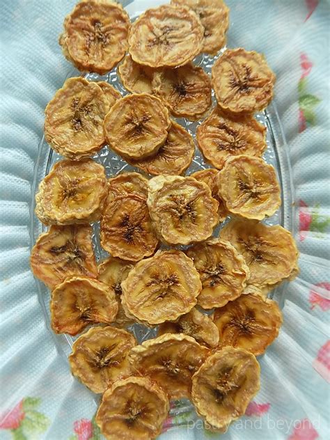 how-to-make-dried-bananas-crispychewy-pastry image
