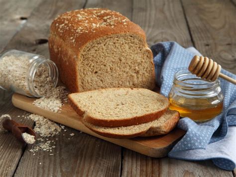 vermont-whole-wheat-oatmeal-honey-bread image