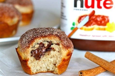 19-glorious-ways-to-eat-nutella-for-breakfast image