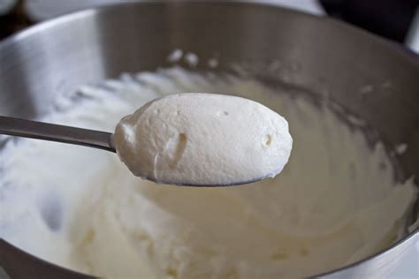 recipe-chantilly-cream-road-to-pastry image