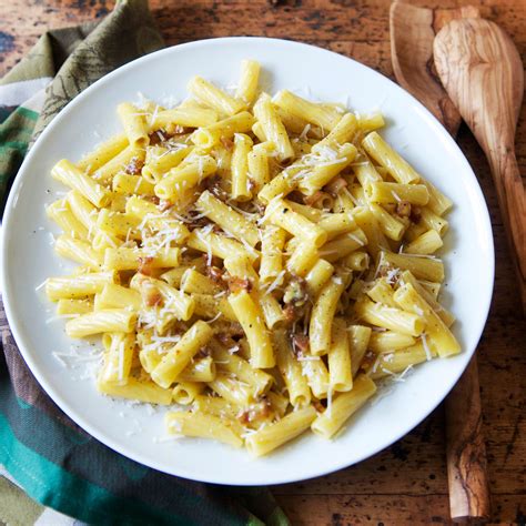 pasta-carbonara-recipe-andrew-zimmern-food-wine image