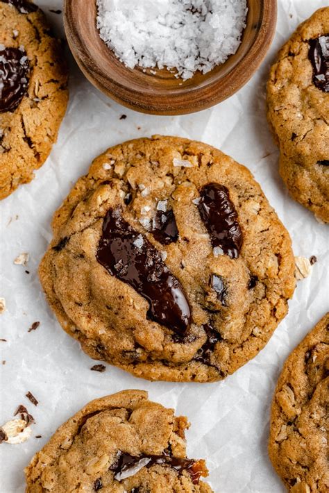 coffee-tahini-date-chocolate-chunk-oatmeal-cookies image