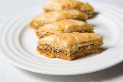 a-beginners-guide-to-making-phyllo-pastries-pies image