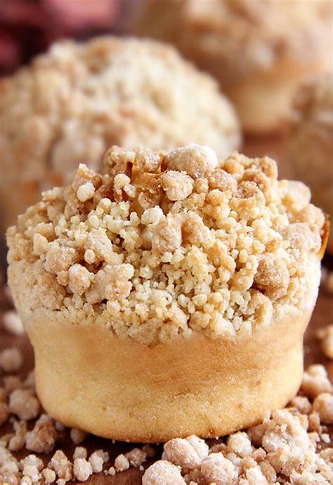 cinnamon-crumb-coffee-cake-muffins-sugar-apron image
