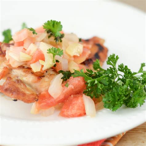 grapefruit-salsa-chicken-mommy-hates-cooking image