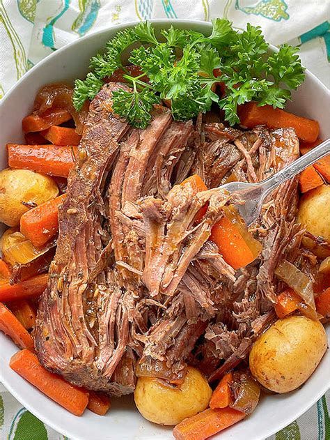 slow-cooker-sirloin-tip-roast-foodtastic-mom image