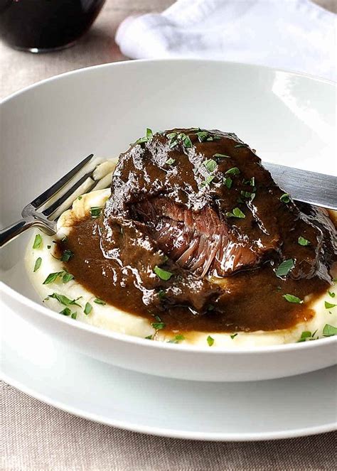 slow-cooked-beef-cheeks-in-red-wine-sauce-recipetin image