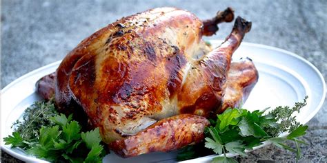 roast-turkey-w-shagbark-bourbon-gravy-marx-foods image