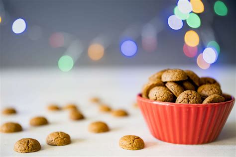 recipes-for-dutch-christmas-desserts-and-festive-treats image