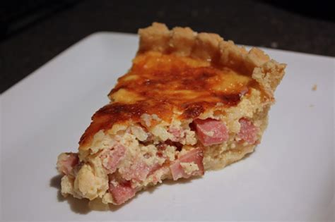 easy-quiche-lorraine-everyday-home-cook image