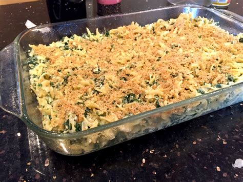 this-cheesy-spinach-kugel-recipe-is-better-than-the image