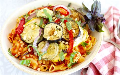 pasta-with-marinara-and-roasted-vegetables-sharon image