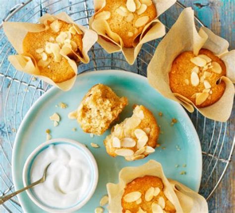 amaretti-muffins image