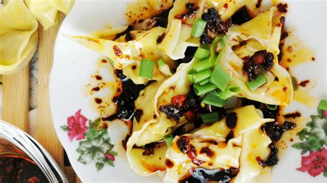 how-to-make-wontons-quick-and-easy-szechuan-style image