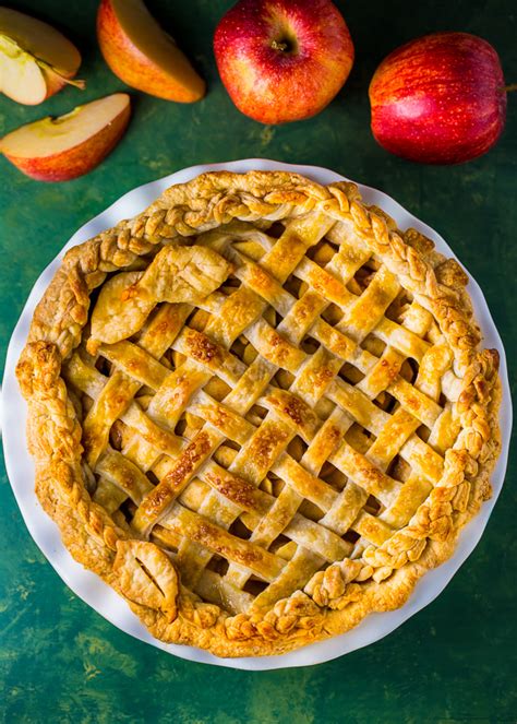 old-fashioned-apple-pie-baker-by-nature image