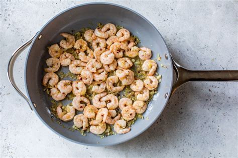 garlic-shrimp-pasta-wellplatedcom image