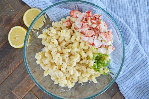 best-lobster-mac-and-cheese-creamy-delicious-easy image