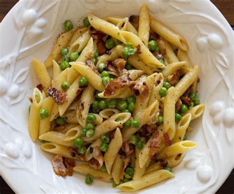 penne-pasta-peas-and-bacon-giangis-kitchen image