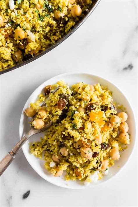 moroccan-couscous-with-chickpeas-with-ras-el-hanout image