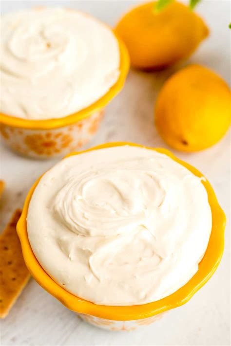 lemon-cream-pie-cheesecake-dip-food-folks-and-fun image