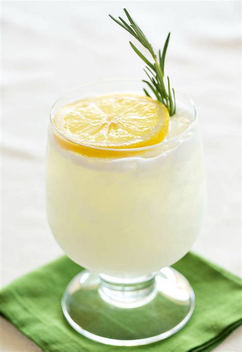 rosemary-lemon-gin-fizz-the-drink-kings image