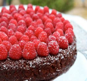 flourless-chocolate-cake-recipe-video-by-c4bimbos image