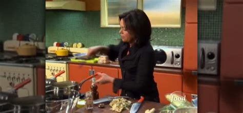 how-to-make-a-spinach-artichoke-dip-with-rachael-ray image