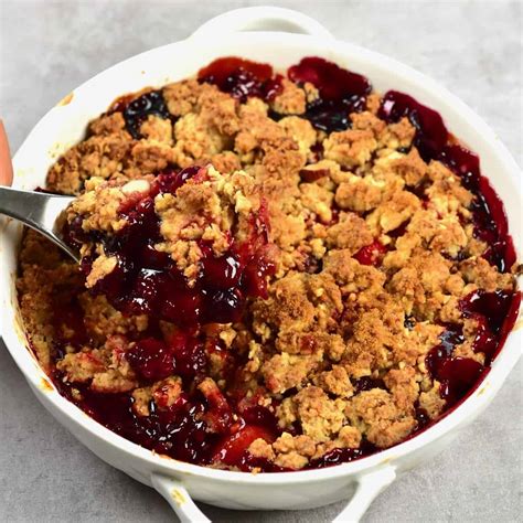 mixed-berry-crumble-with-streusel-topping image