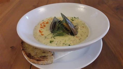 recipe-seafood-chowder-from-the-pier-hotel-stuffconz image