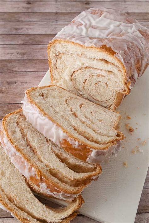kneaders-copycat-cinnamon-swirl-french-toast image