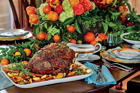 peppercorn-crusted-standing-rib-roast-with-roasted image