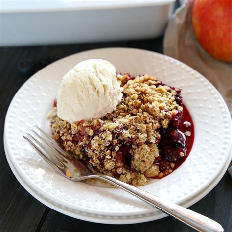 how-to-make-easy-apple-berry-fruit-crisp-the-busy image