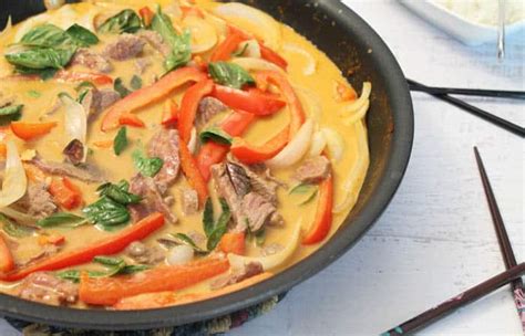 quick-easy-thai-red-curry-with-beef-2-cookin-mamas image