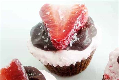 strawberry-ice-cream-brownie-cupcakes-mels image