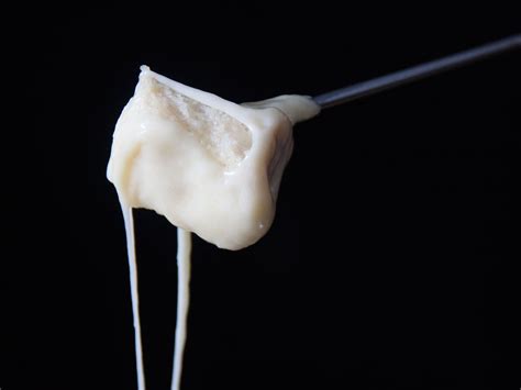 foolproof-cheese-fondue-recipe-serious-eats image