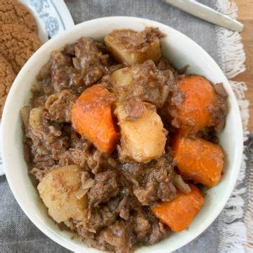 beef-stew-with-gingersnaps-coconut-lime image