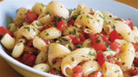 no-cook-tomato-sauce-salsa-cruda-recipe-finecooking image
