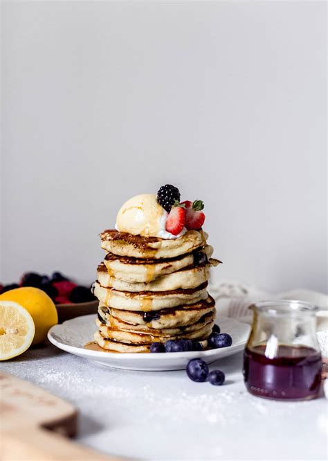lemon-blueberry-and-ricotta-pancakes-dialas-kitchen image