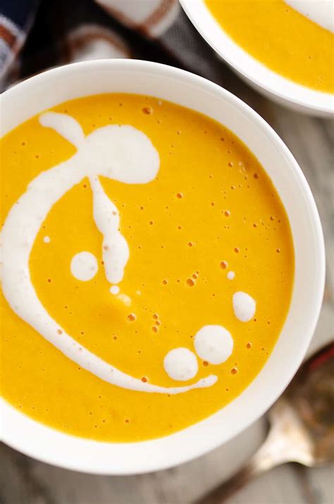 pressure-cooker-creamy-carrot-soup-the-creative image