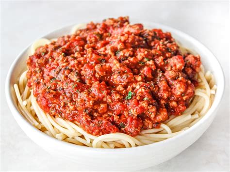 the-easiest-homemade-spaghetti-sauce-the-whole image