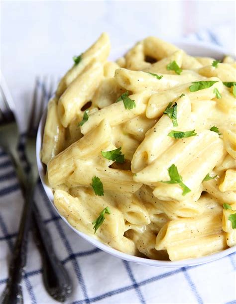creamy-garlic-butter-pasta-recipe-the-kitchen-paper image
