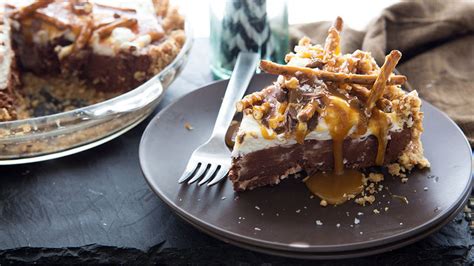 chocolate-mousse-pie-with-pretzel-crust image