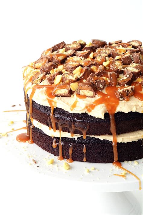 twix-chocolate-layer-cake-handle-the-heat image