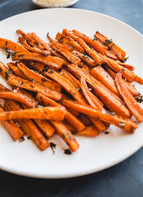 oven-baked-carrot-fries-gluten-free-salted-plains image