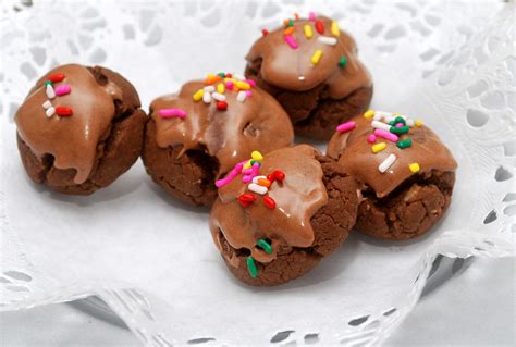 cnyeats-a-taste-of-utica-italian-chocolate-toto-cookies image